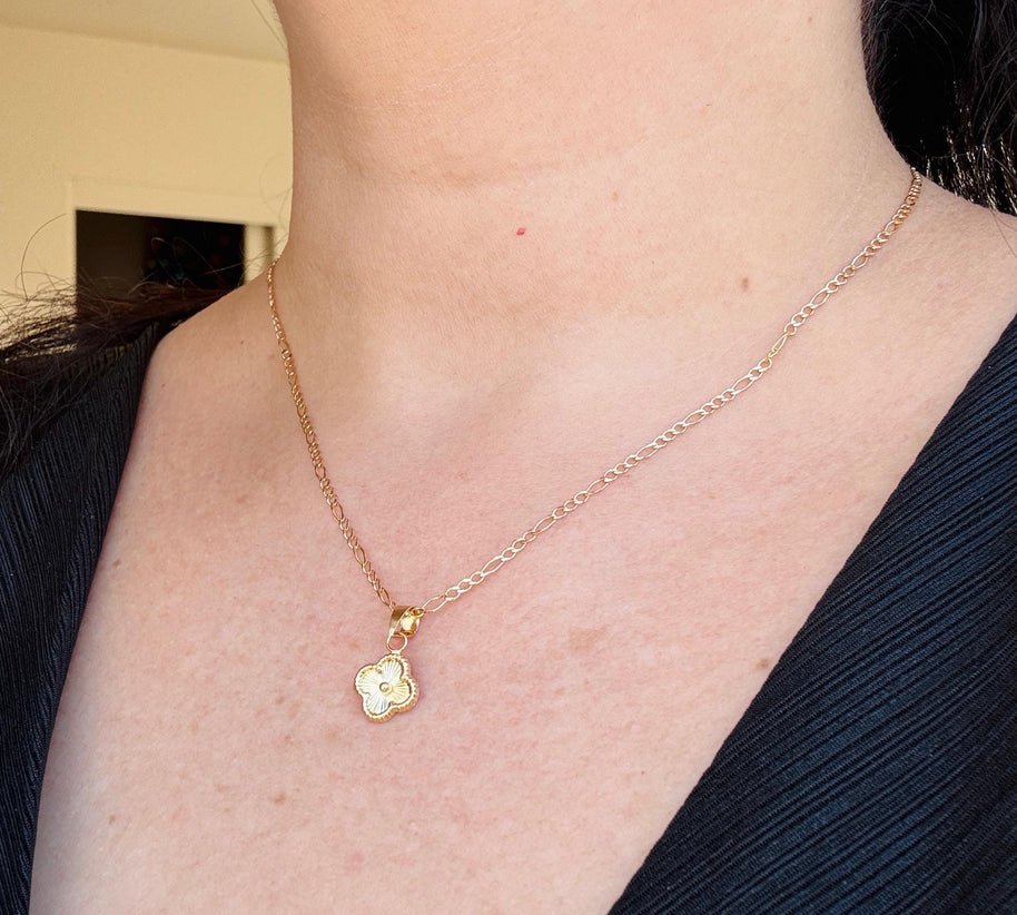 Lucky Clover 10K Gold Jewelry Set | Set De Suerte de 10K Oro