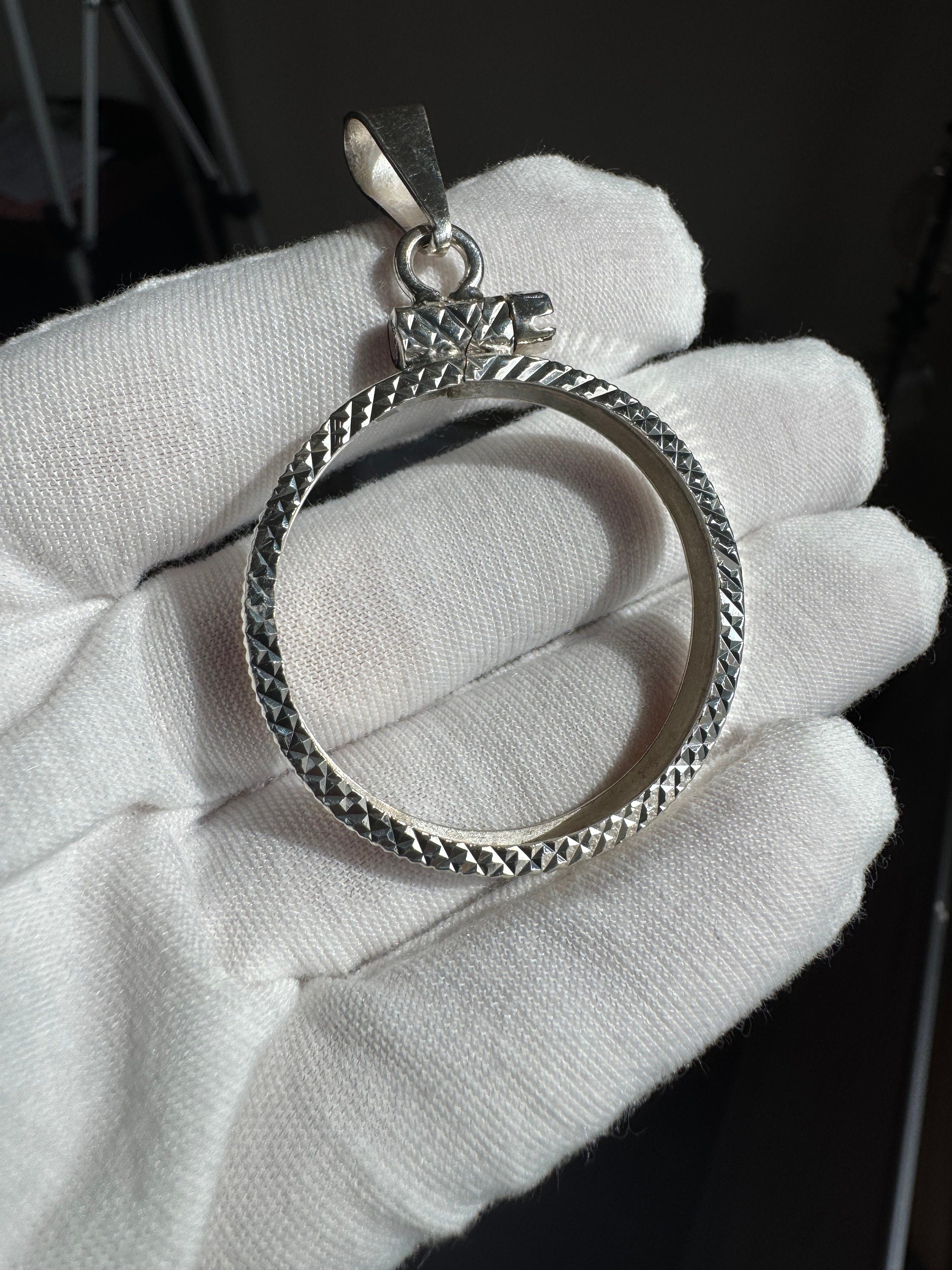 Sterling silver 925 Coin Bezel for collecting silver coins / Bisel de Plata 925 (Small Bezel)