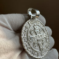 MEDALLA de San Benito en Plata de Ley 925.