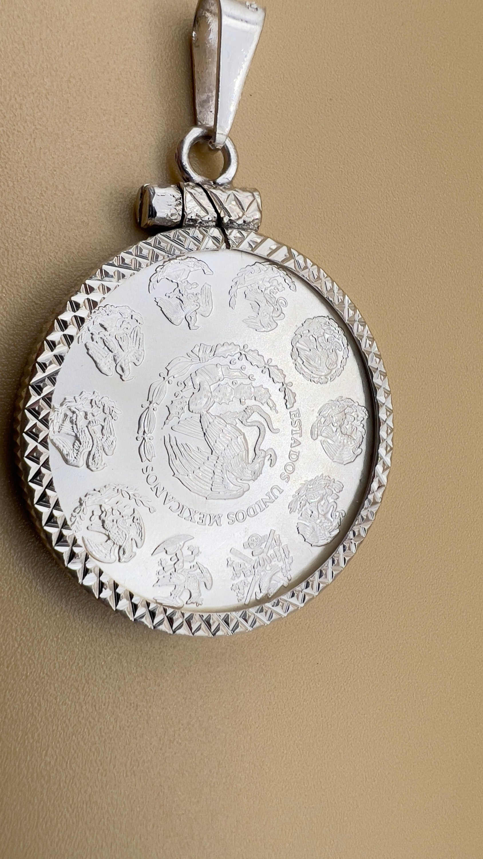 Centenario Pendant Men's Necklace Mexican Coin 925 Sterling Silver 925k 1oz. Estados Unidos Mexicanos Libertad plata pura coin silver bezel