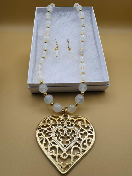 Handmade 14k gold-plated heart necklace from Mexico with natural stones