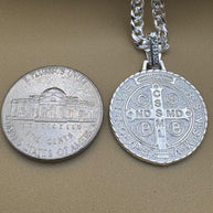 925 Sterling Silver St. Benedict the Protector | Plata 925 cadena con medalla San Benito Santo Protector