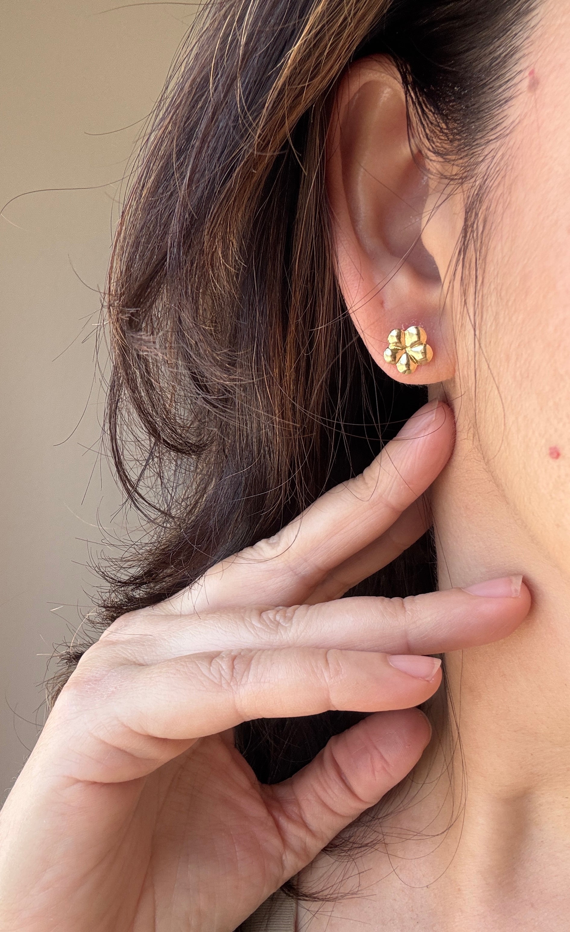 10K Gold Flower Stud Earrings | Dainty Floral| Small Gold