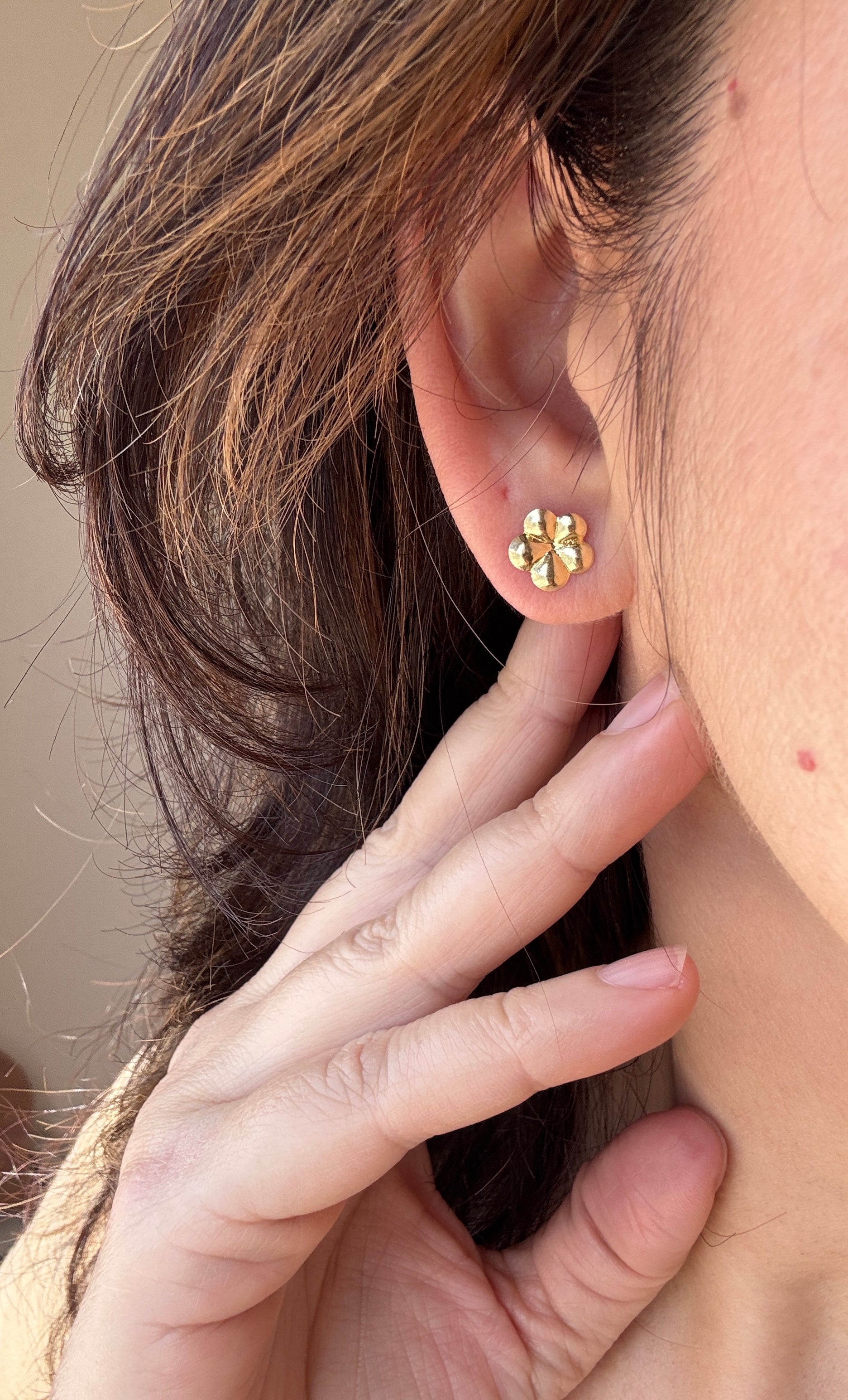 10K Gold Flower Stud Earrings | Dainty Floral| Small Gold