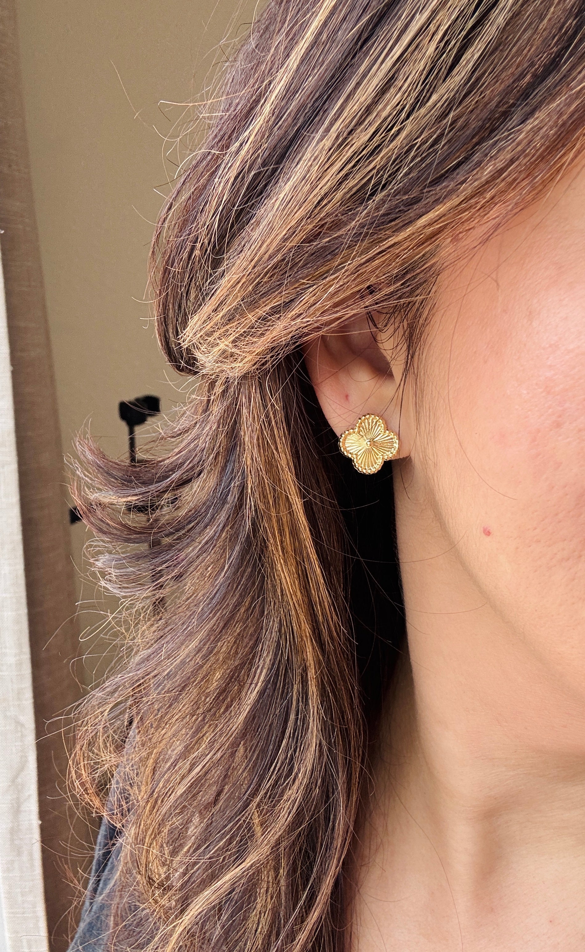10K Gold Textured Clover Stud Earrings | Elegant Quatrefoil Sunburst Earrings