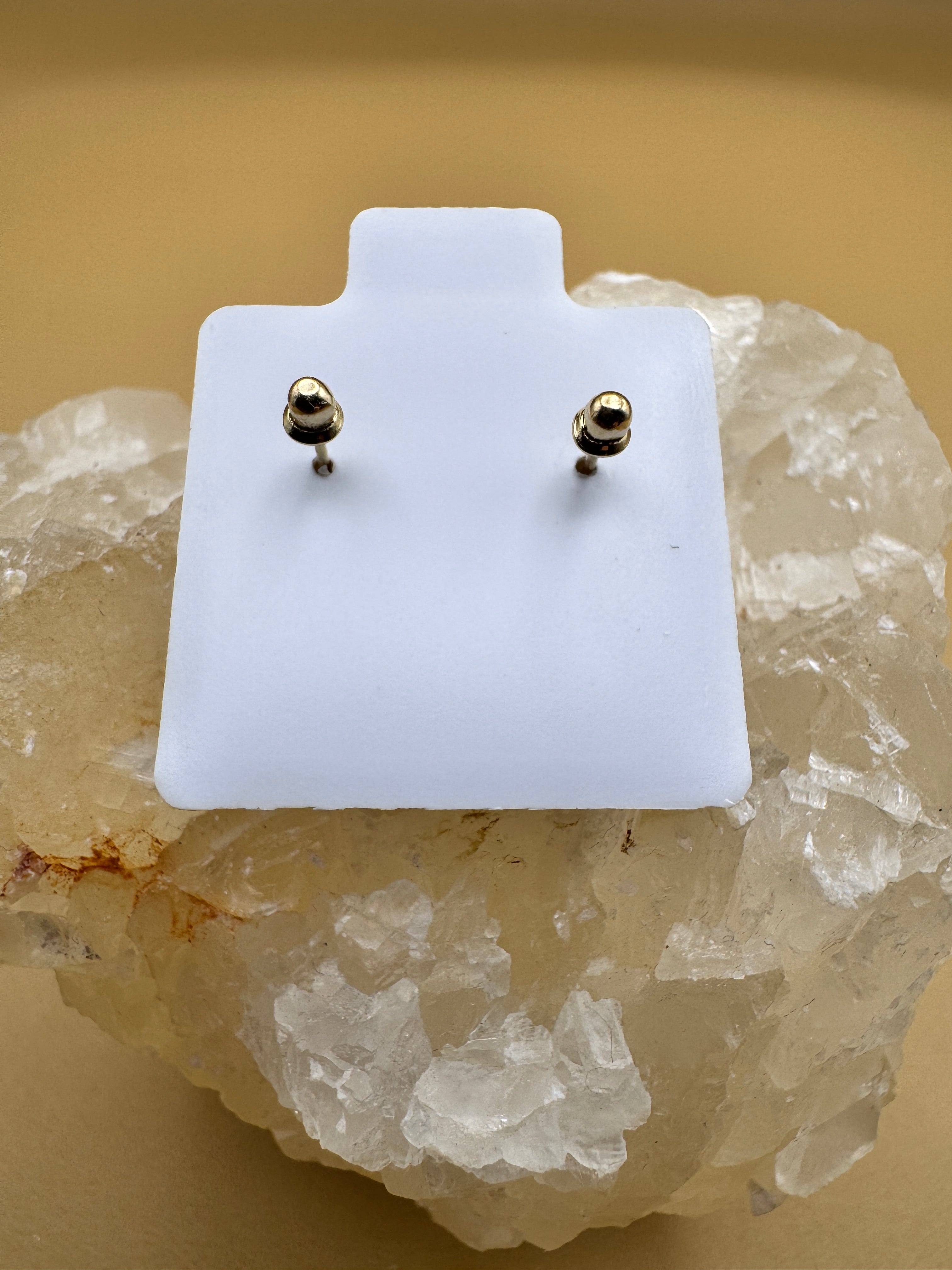 10K Gold Flower Stud Earrings | Dainty Floral| Small Gold