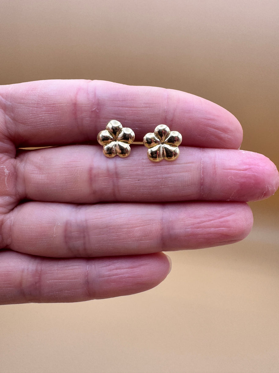 10K Gold Flower Stud Earrings | Dainty Floral| Small Gold