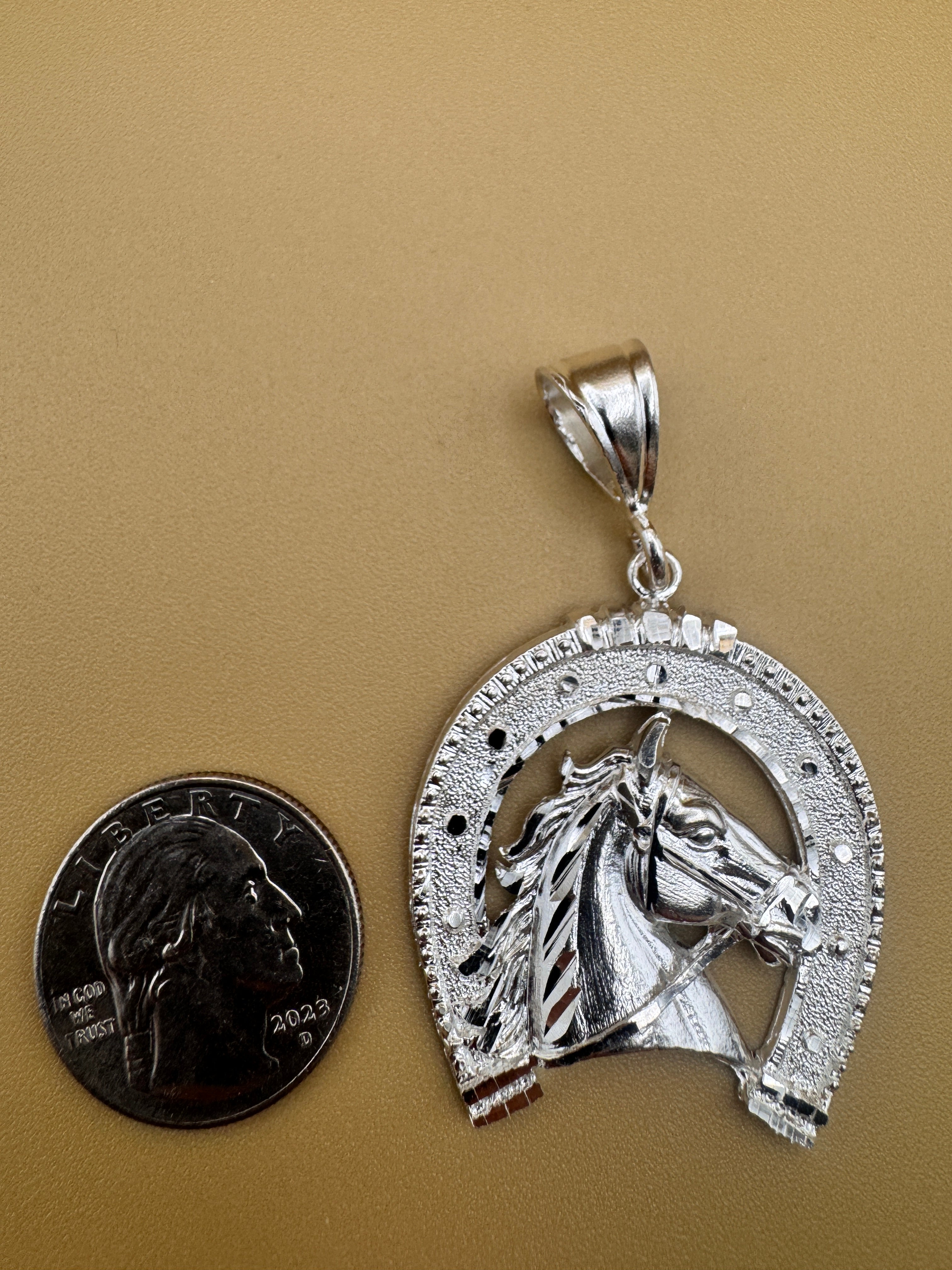 925 Sterling Silver Horse Head Horseshoe Pendant