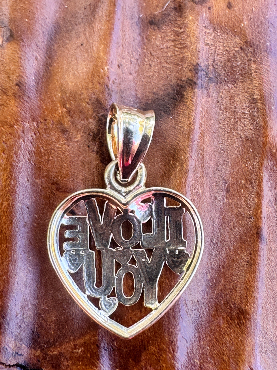 14K Petite Gold Love Heart Pendant
