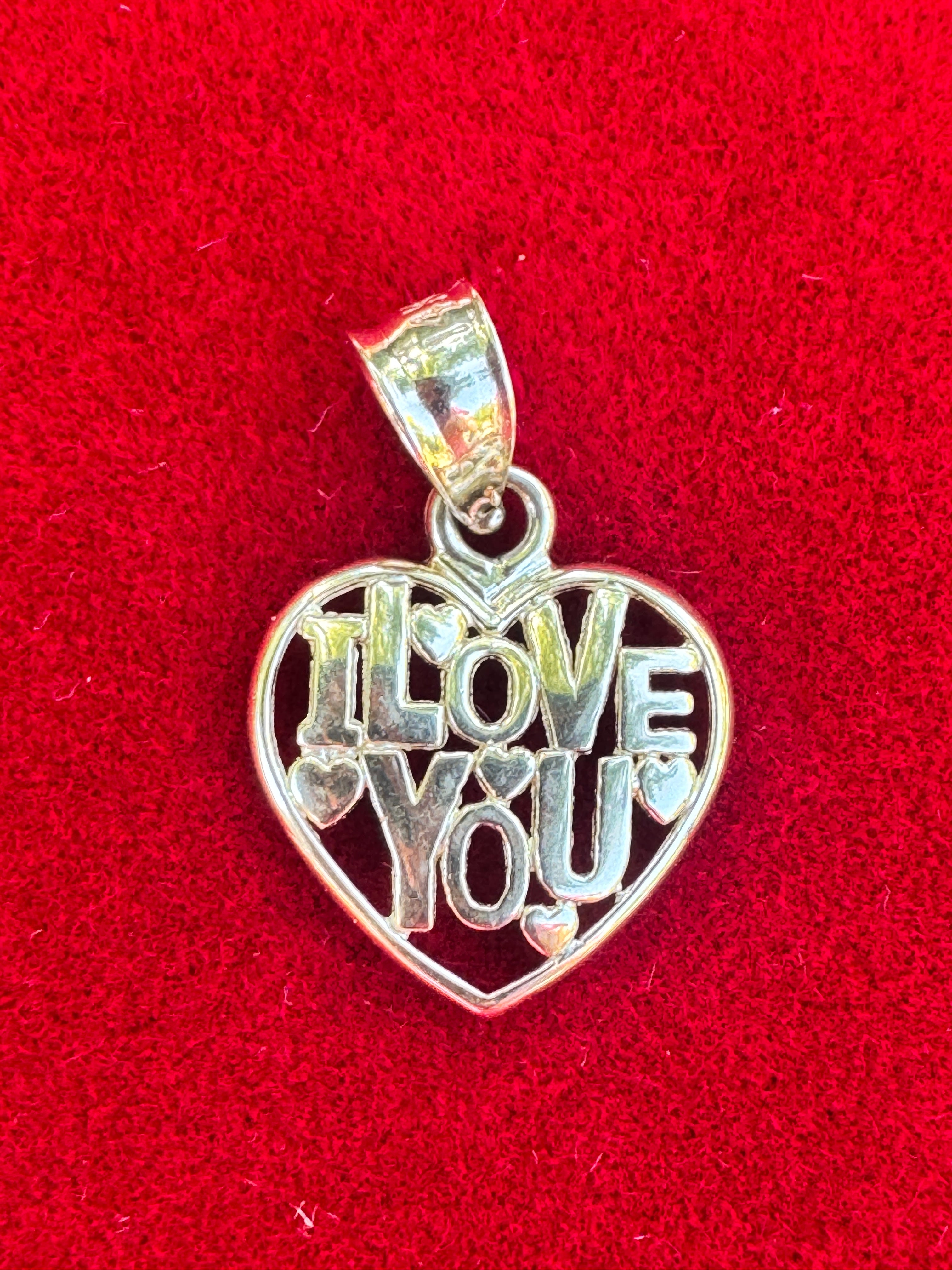 14K Petite Gold Love Heart Pendant