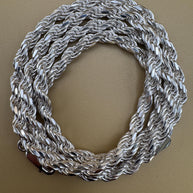 Elegant Italian 925 silver rope chain perfect for any occasion./Elegante cadena de plata italiana 925 Perfecta para cualquier ocasión
